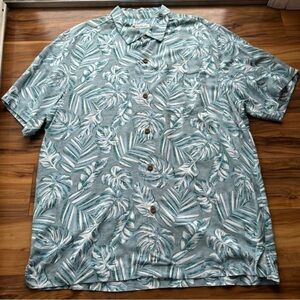 Tommy bahama multicolored floral shirt L